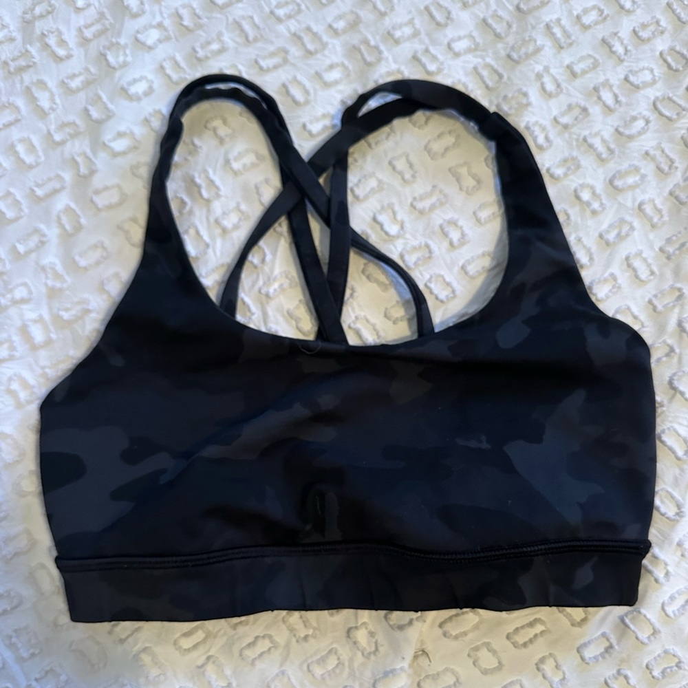 Lululemon sports bra